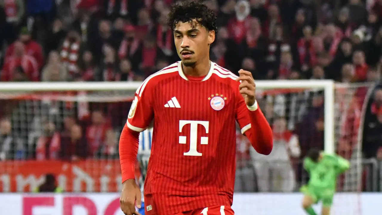 Nathaniel Brown Sebut Bayern Kurang Beruntung Ditahan Imbang Dortmund